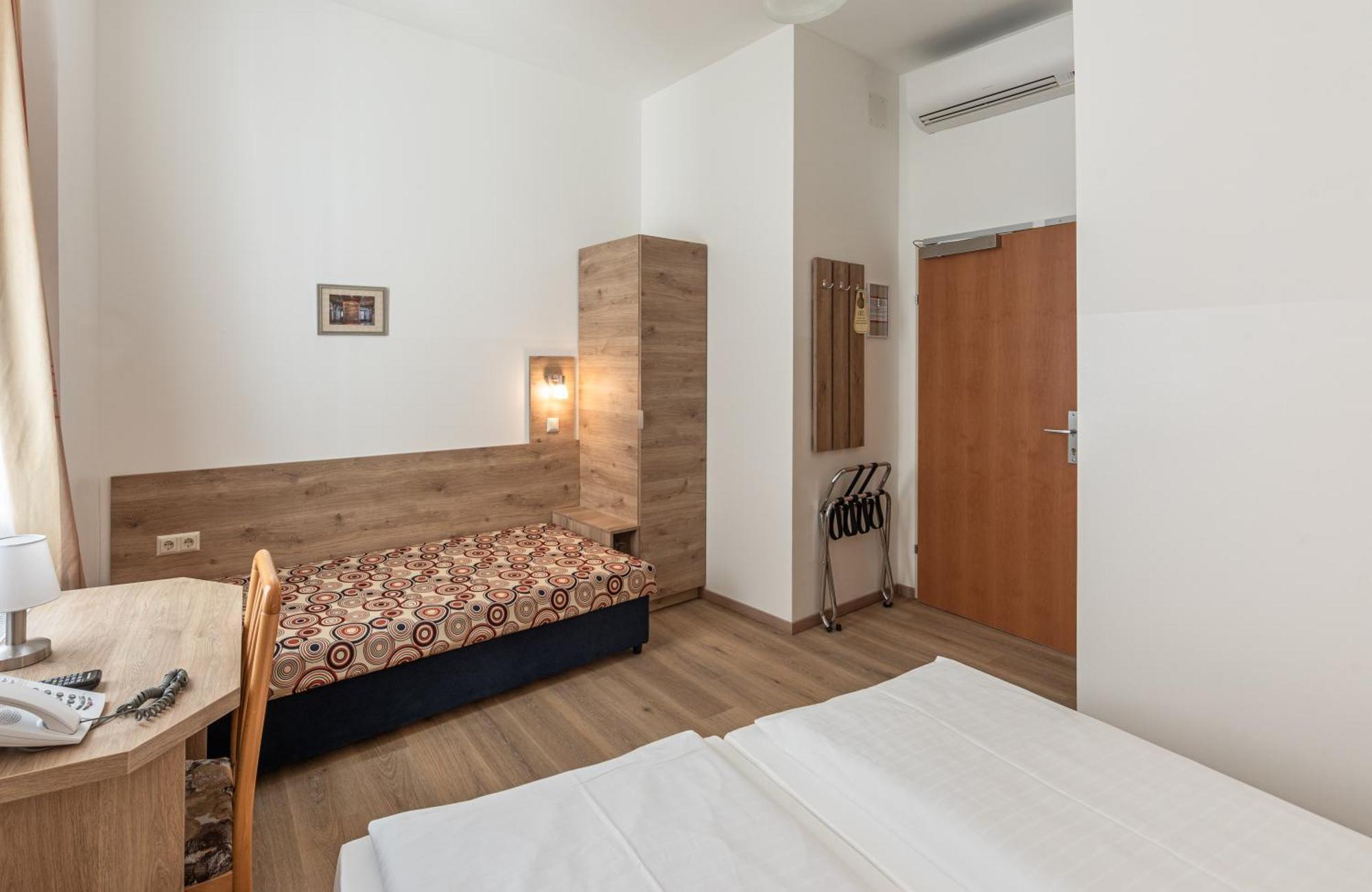 Hotel Terminus Vienna Exterior photo